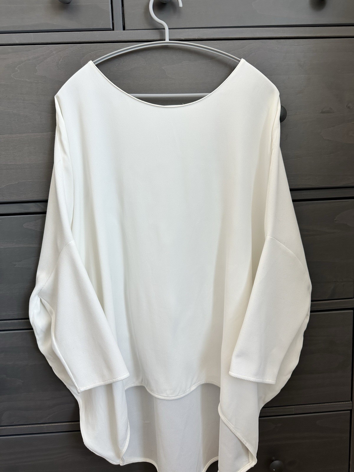 Uterqüe Ivory High Low Blouse M Viscose Front Textured 3/4 Sleeves Oversized