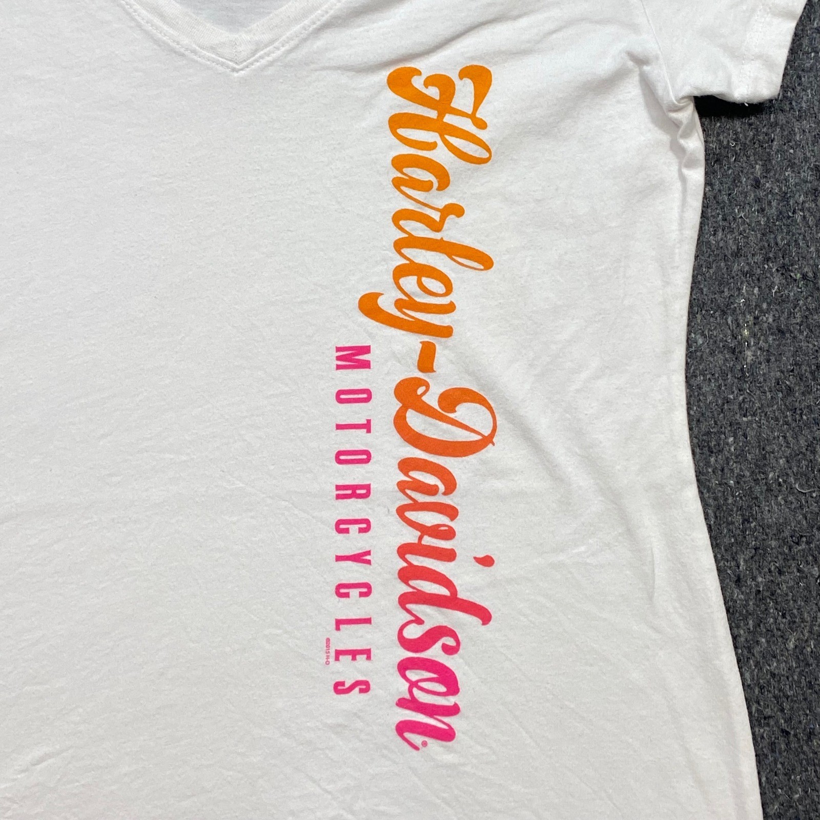 Harley Davidson TShirt Sz M Womens White Biker Keystone Pennsylvania V Neck Top