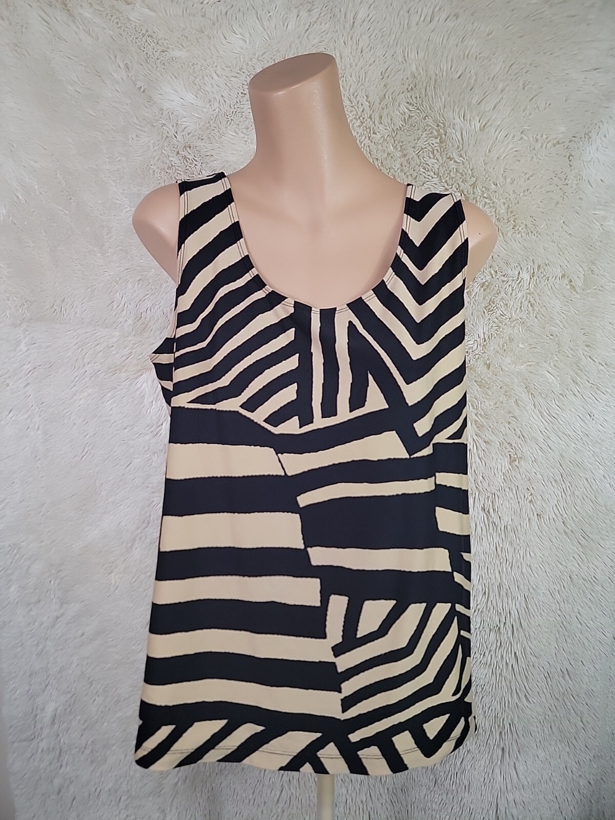 Chico’s Travelers Sleeveless Top Size L (12) Size 2 Black & Tan Animal Print V