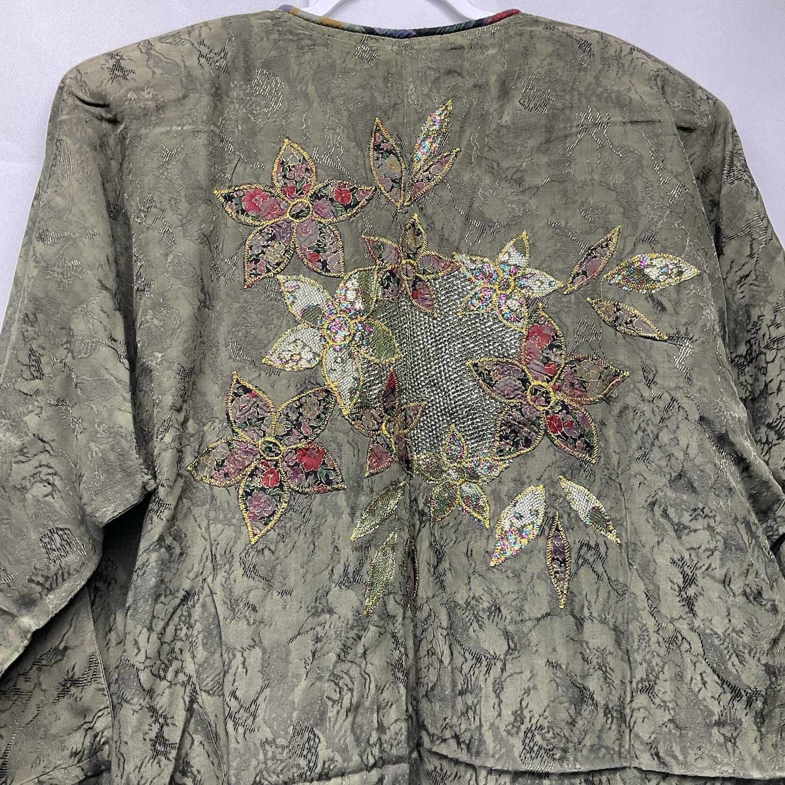 VTG Unbranded Women’s Rayon Kimono Cardigan Size Large Made In Korea Embroidered