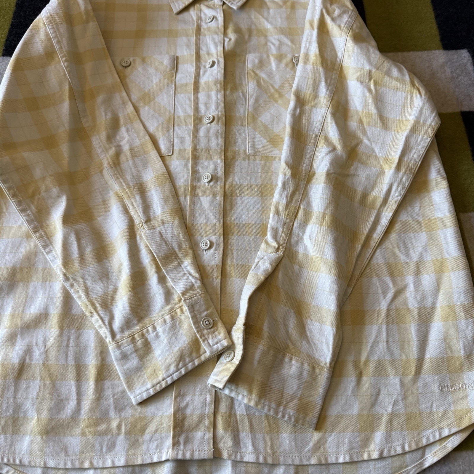 CC Filson Women’s Light Weight Alaskan Guide Flannel Shirt Medium Canary Yellow