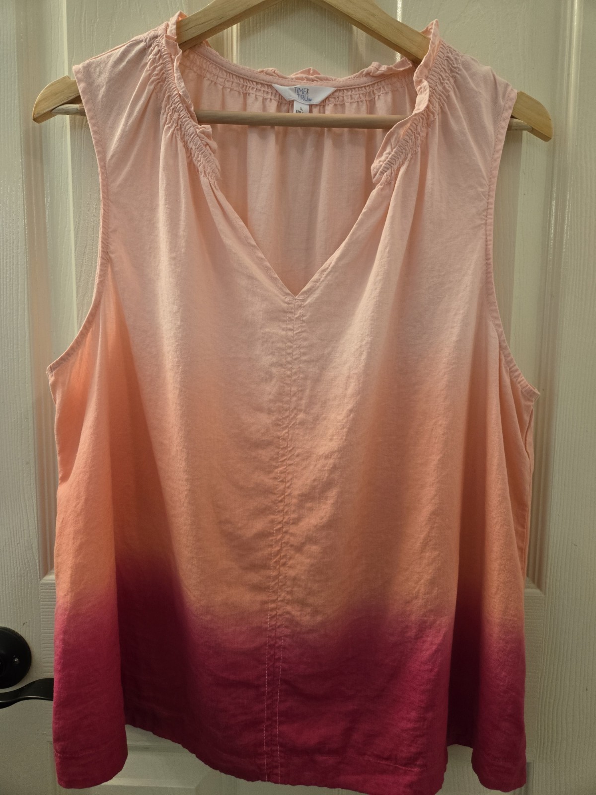 Women’s Linen Blend Sleeveless Summer Blouse Pink Ombre V-Neck Size L