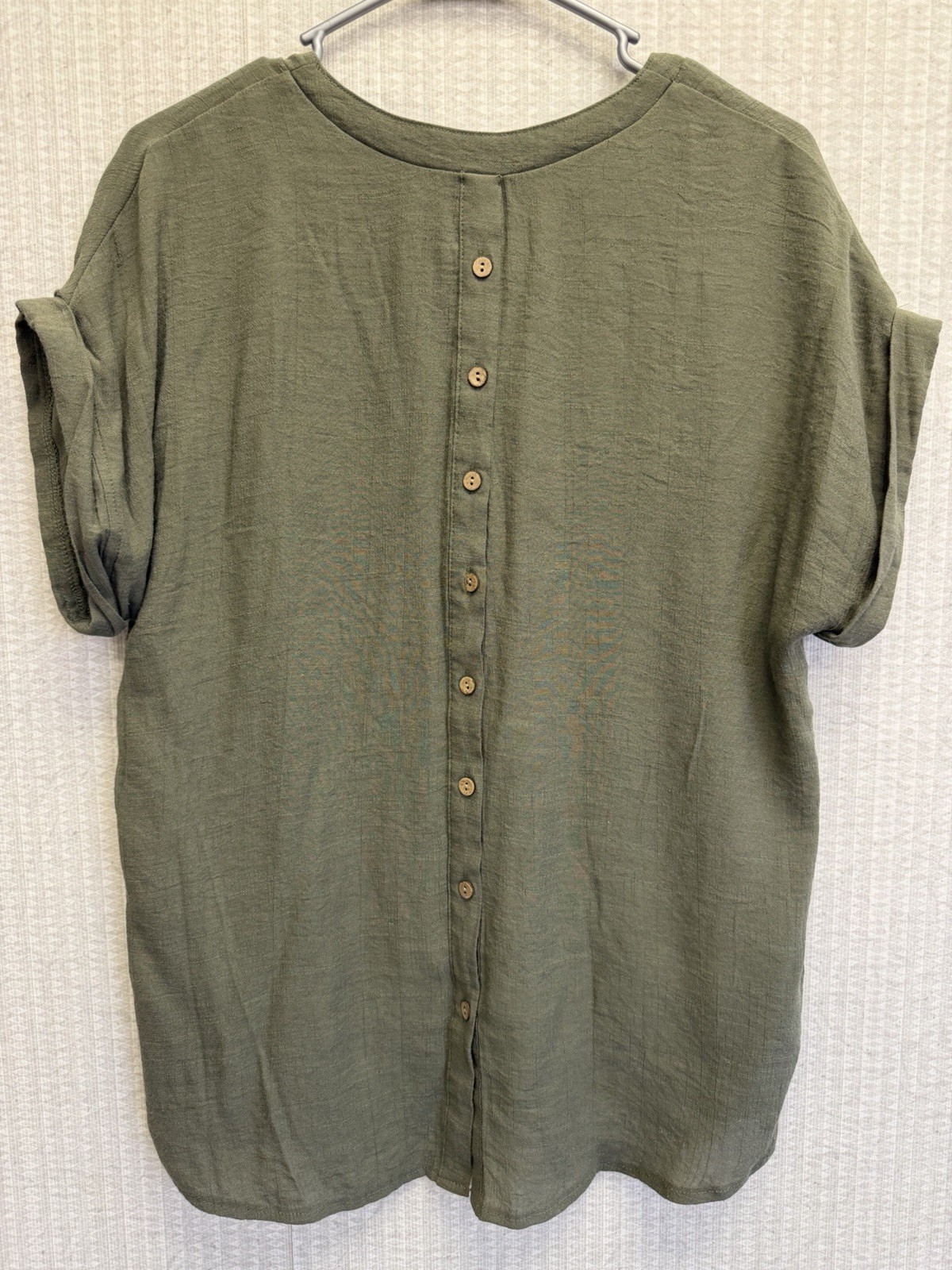Apricot Women’s Woven Khaki Green V Neck Short Sleeve Button-Back Blouse 08 M