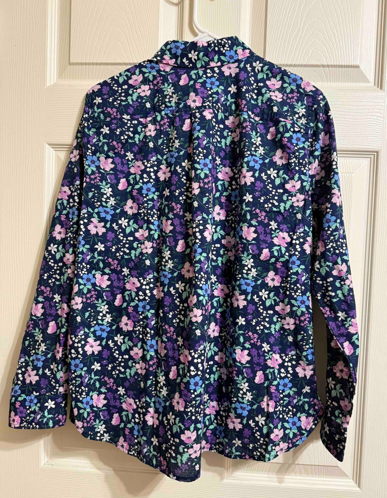 Talbots Blouse Lp Navy with Pink/Purple/Green Floral Long Sleeves Button-Up EUC