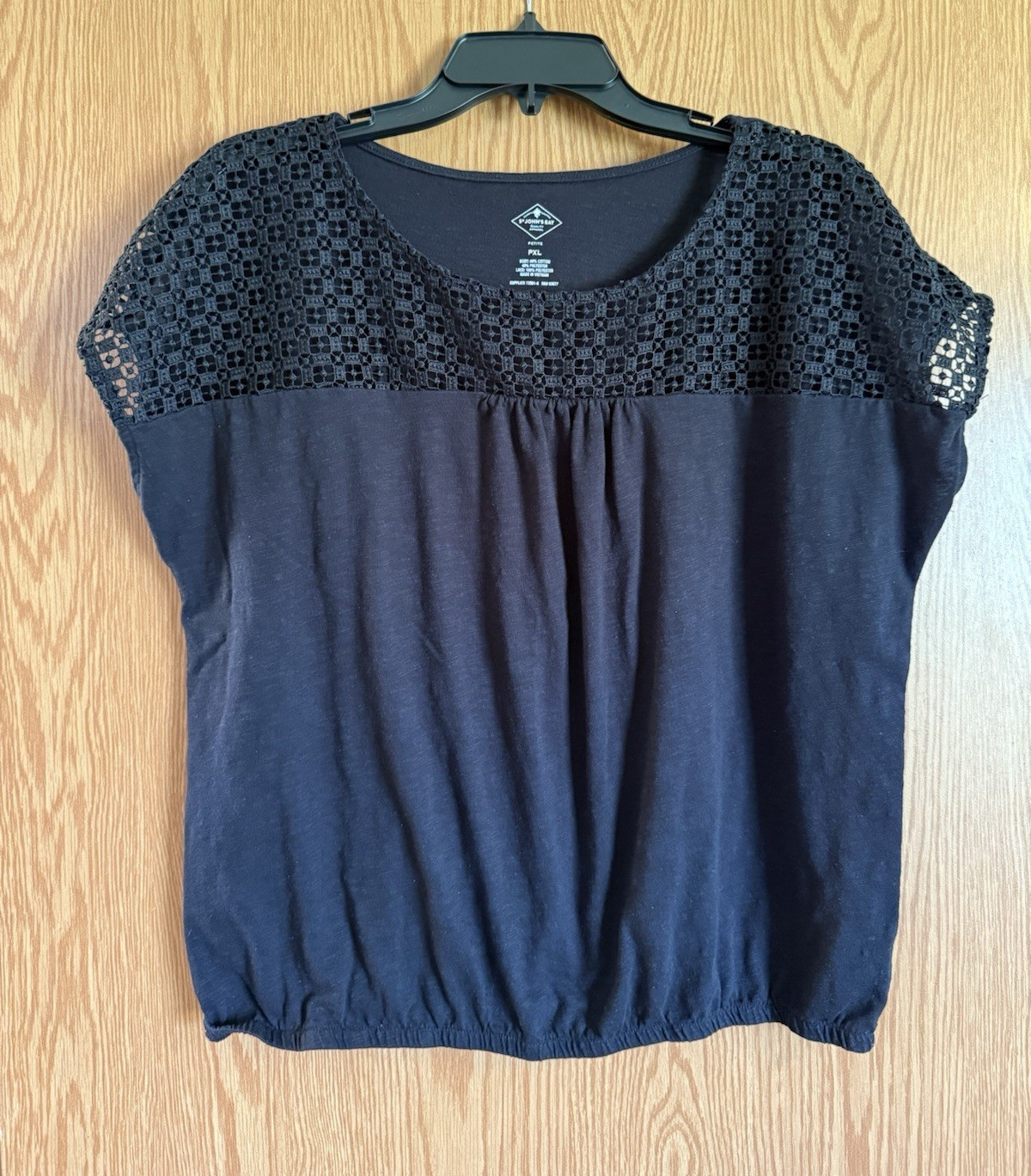 St. John’s Bay Women’s Black Knit Lace Yoke Cap Sleeve Blouse Petite PXL