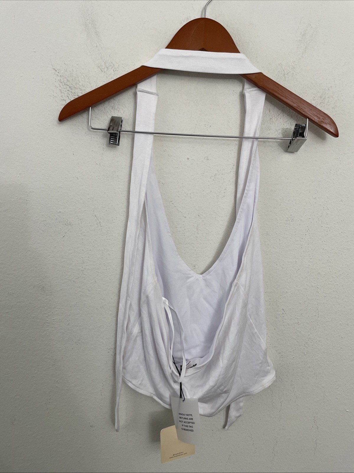Superdown jessalyn halter top white size M NWT