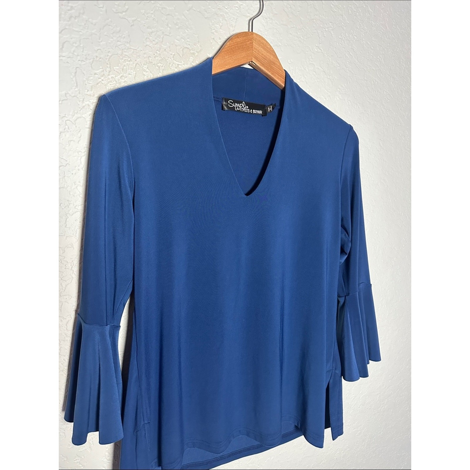 Sympli Evelyn Arthur Navy Blue V Neck Ruffle 3/4 Sleeve Top Tunic Minimalist