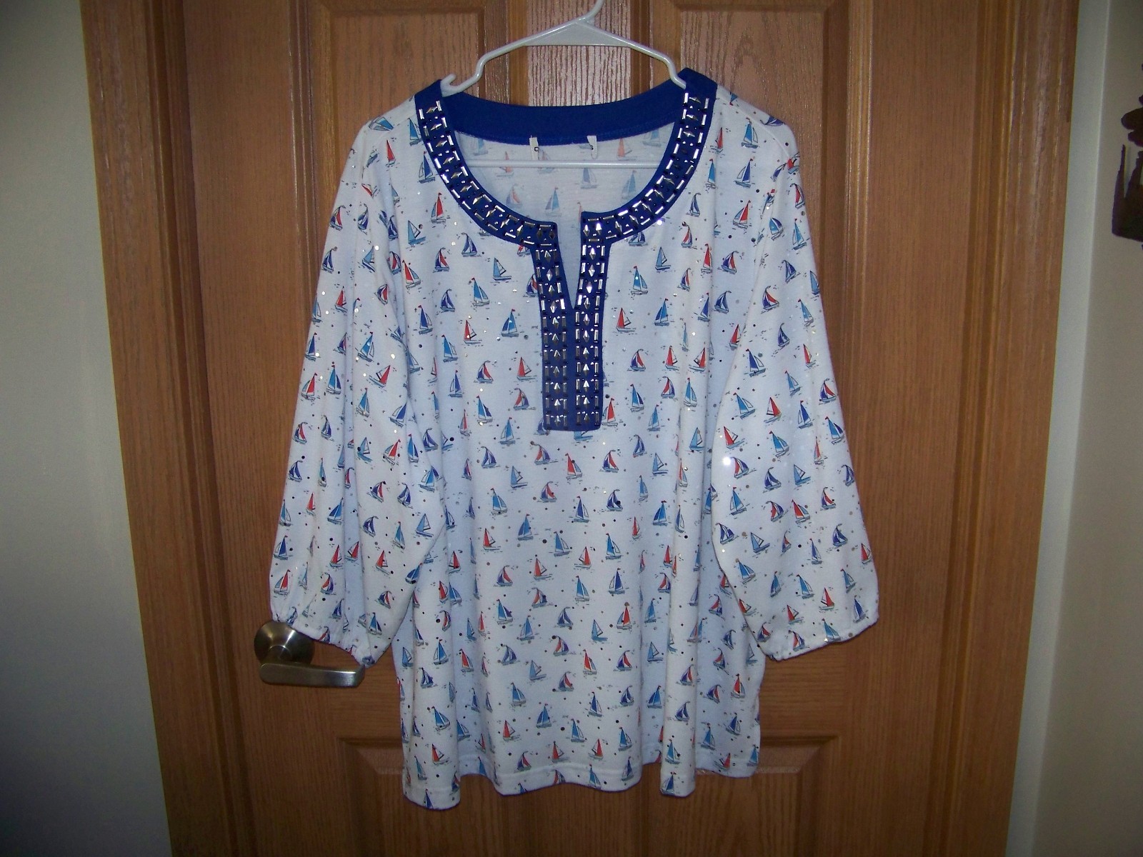 NWOT C. D. DANIELS WOMANS 2X / 3X SEQUINED BEADED NAUTICAL SAILING TUNIC TOP NEW