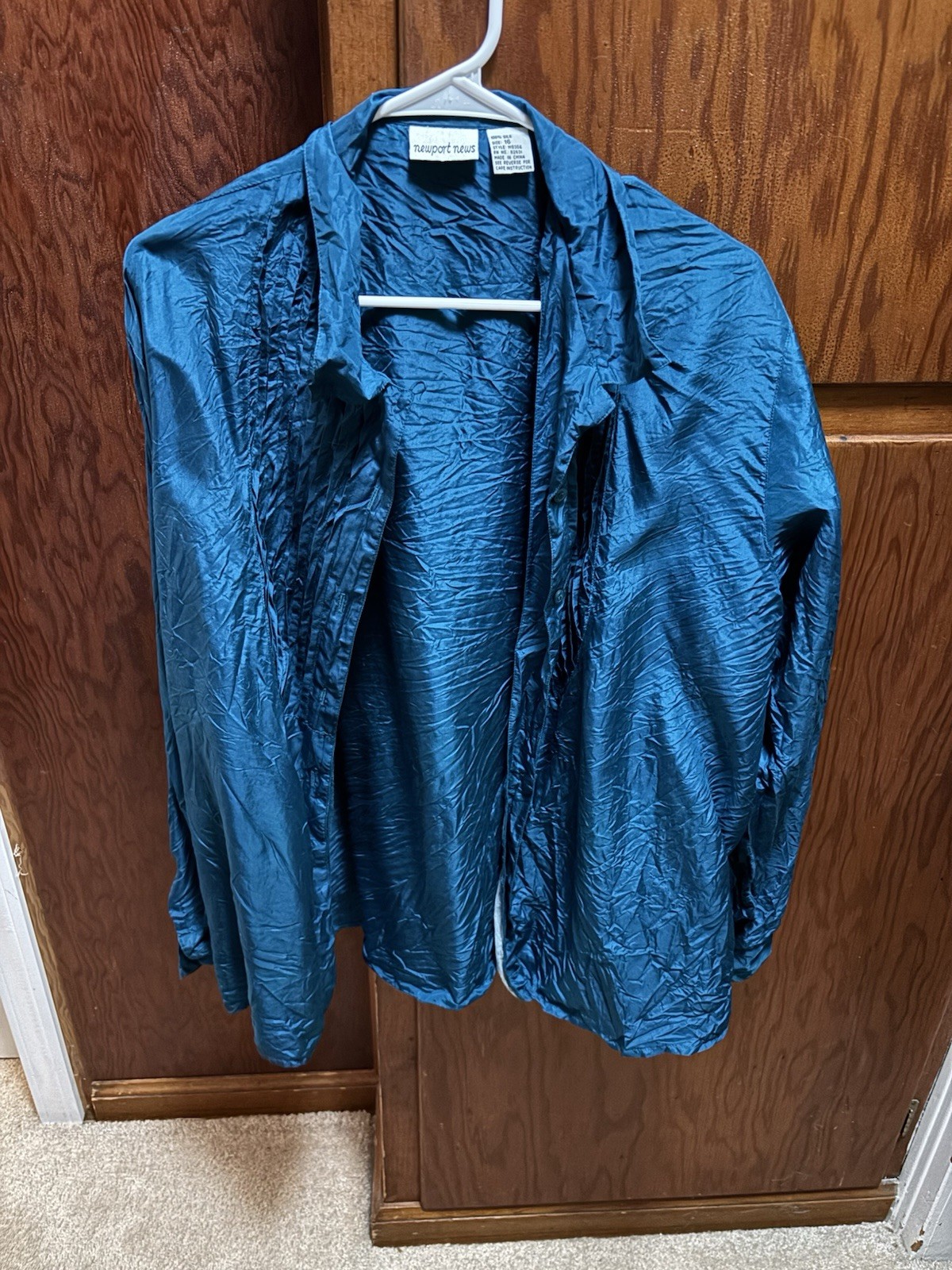 Women’s Size 16 Teal Newport News 100% Silk Blouse