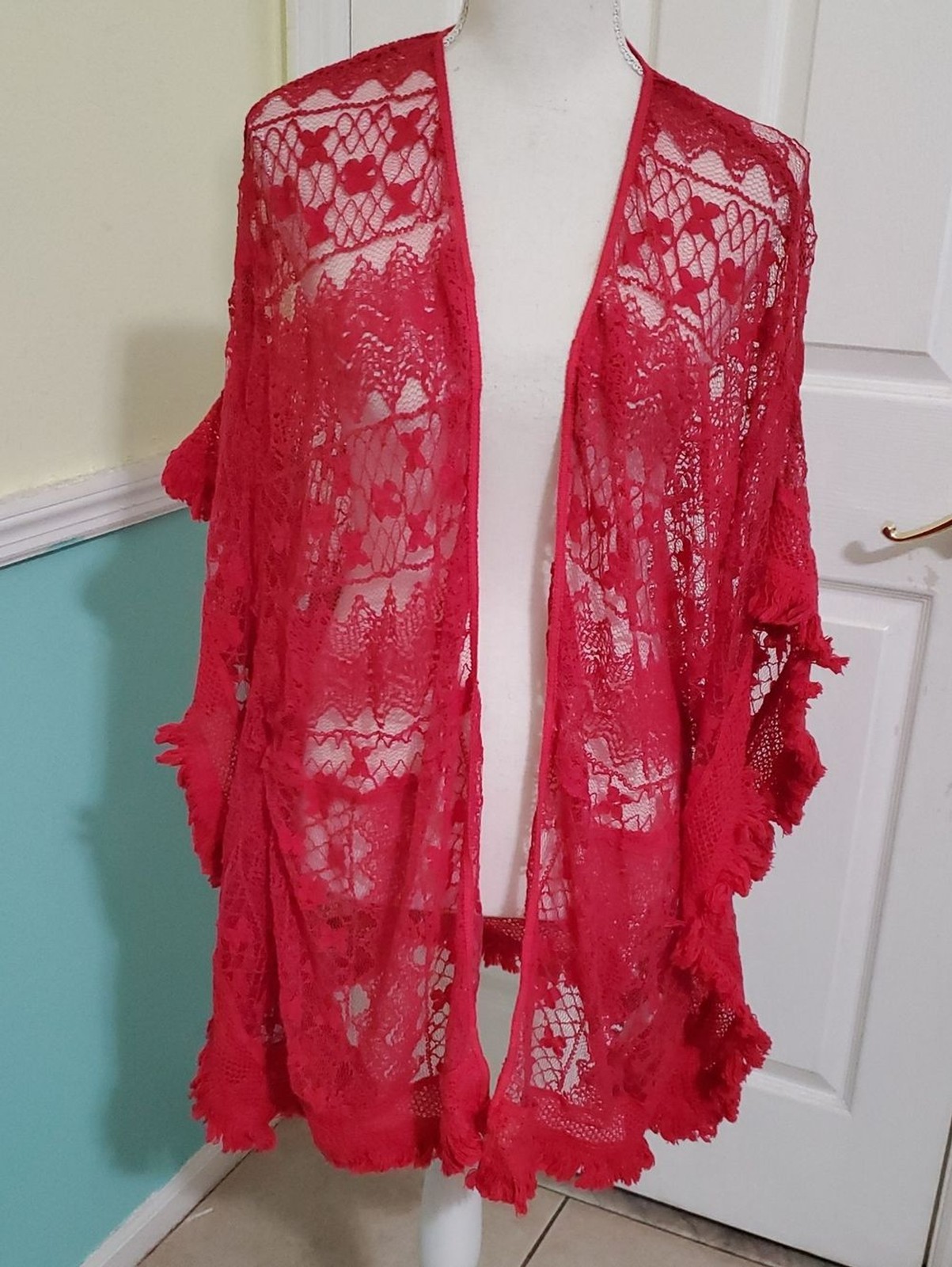 Curation Caravan Boho Romantic Red Floral Lace Fringed Kimono Open Shawl 1X