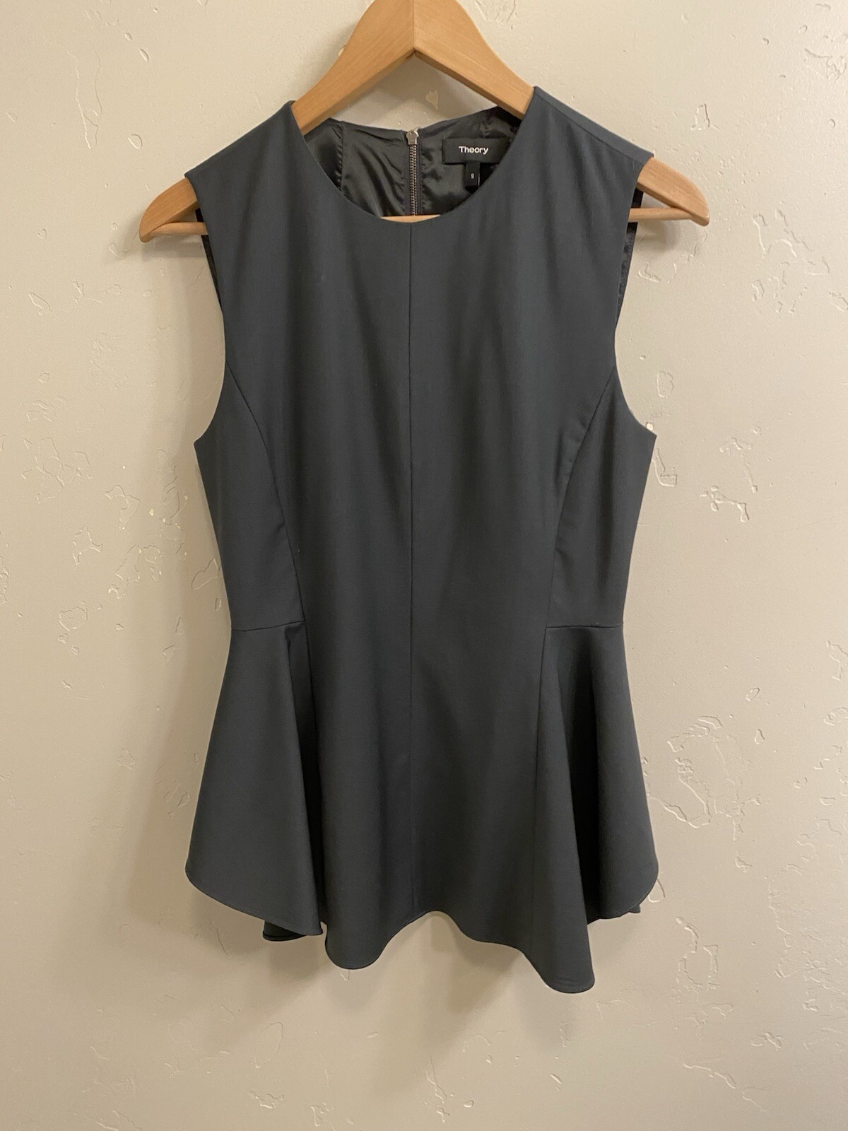 Theory Women’s Size Small Gray Sleeveless Wool Blend Hi-Low Lined Peplum Blouse