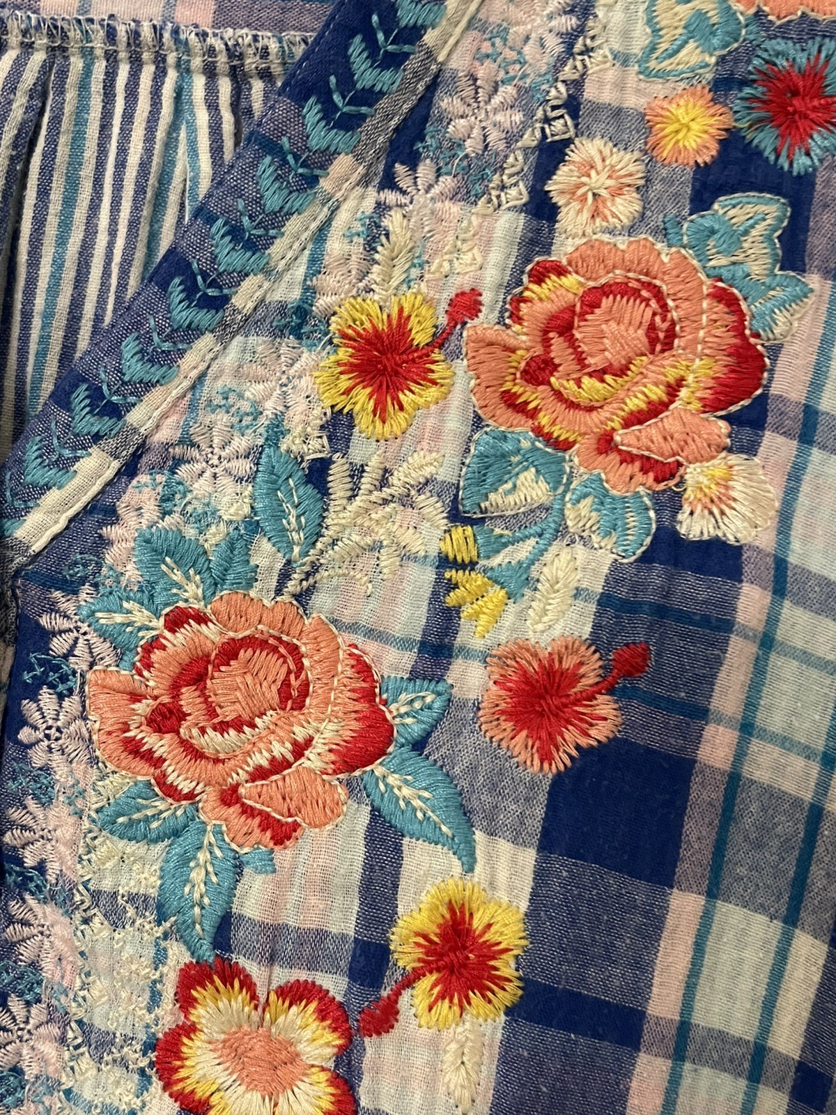 Angel Heart Boutique Embroidered Top Plaid Boho, Vacation Laganlook 2XL
