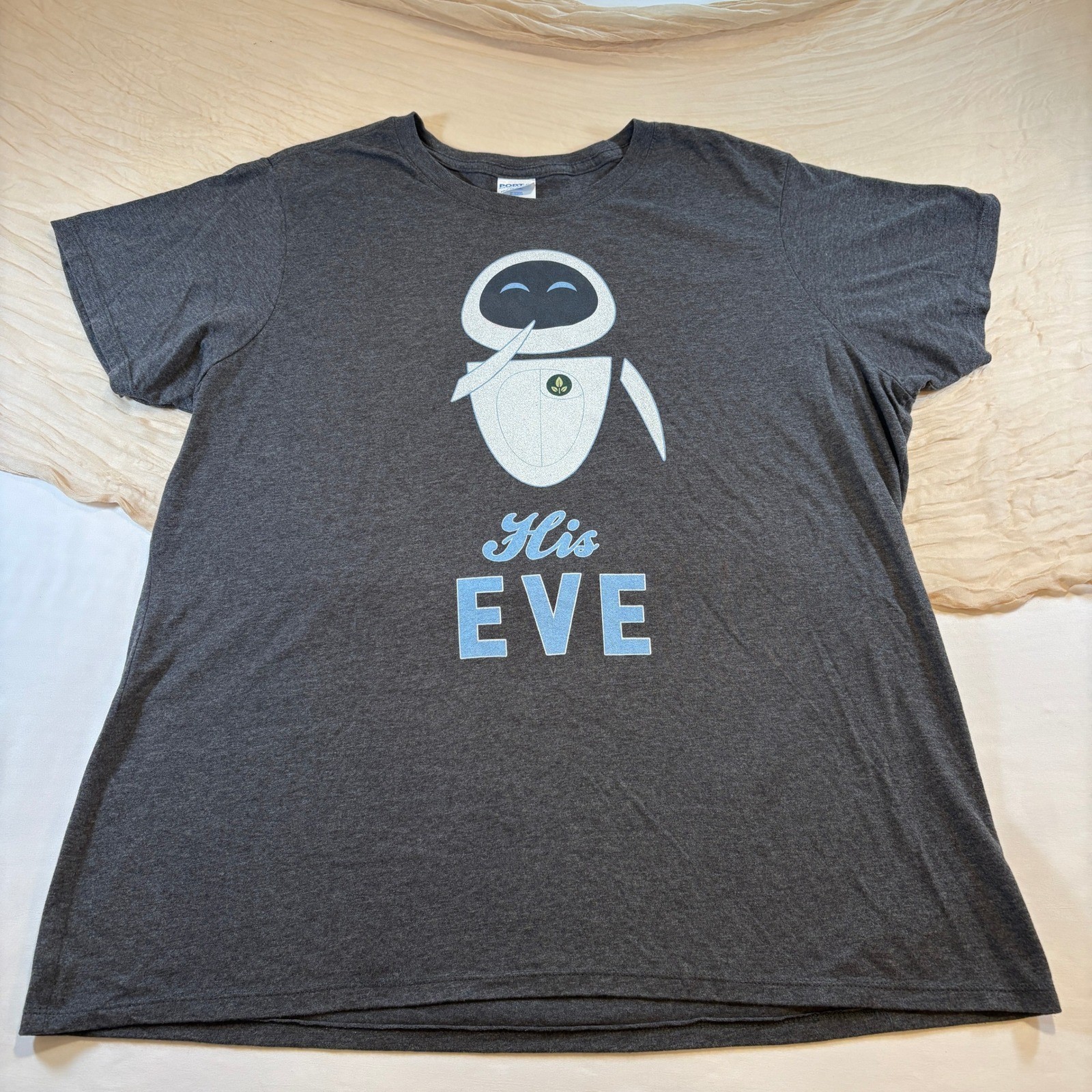 Disney Womens Licensed Wall-E Eve Gray Short Sleeve Tee Size XXL NWOT