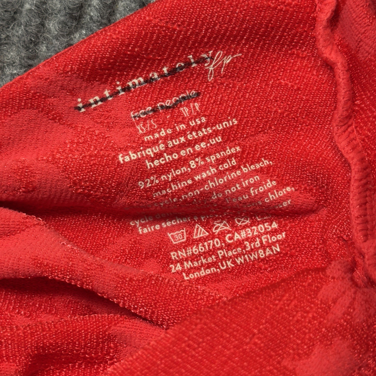 Intimately Free People Size XS/S Gotta Be You Seamless Tee Top Red NWOT