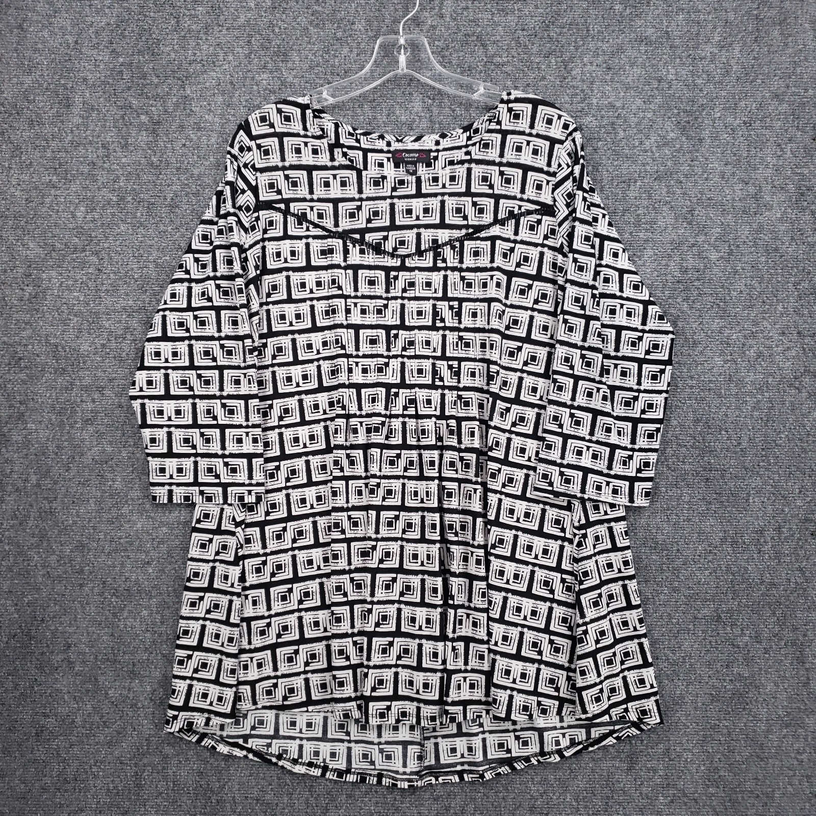 Cocomo Woman Geometric Tunic Blouse Womens 1X Black White 3/4 Sleeve Pullover