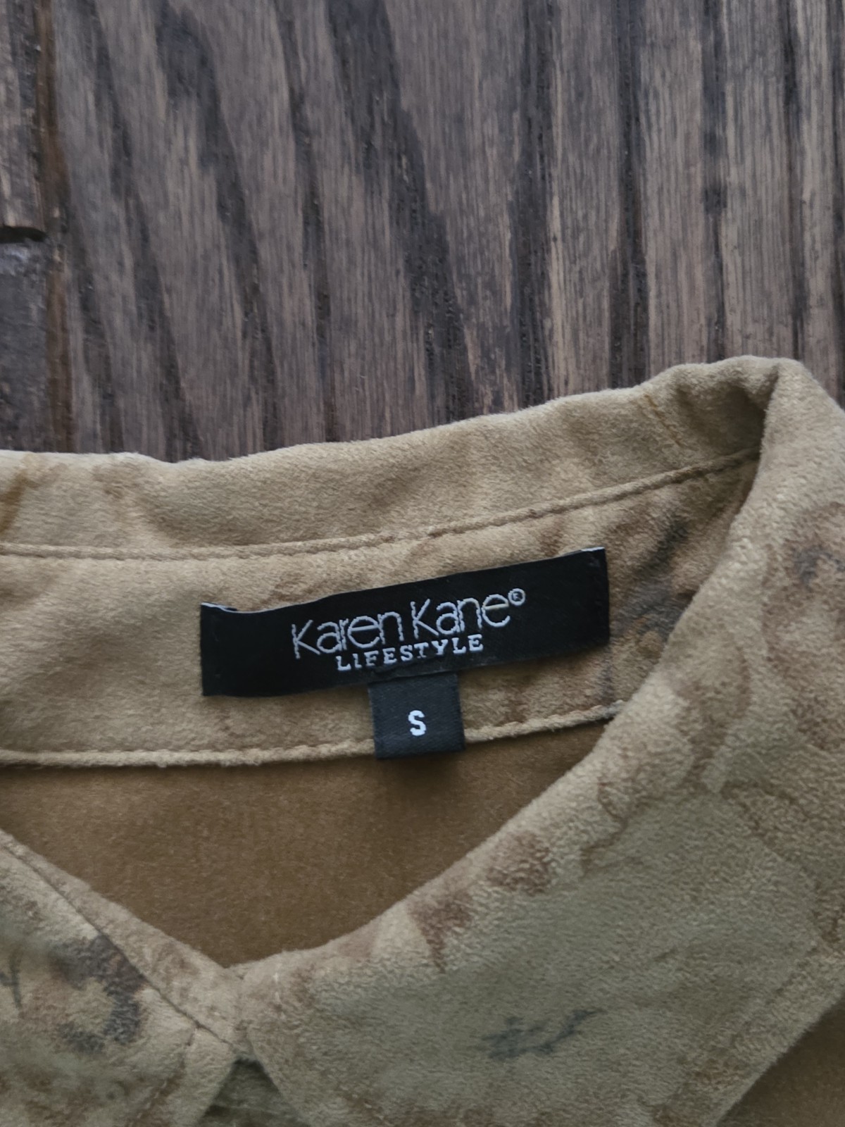 🤎Karen Kane Lifestyle Floral Faux Suede Western Snap Shirt Tan Small S Boho🤎