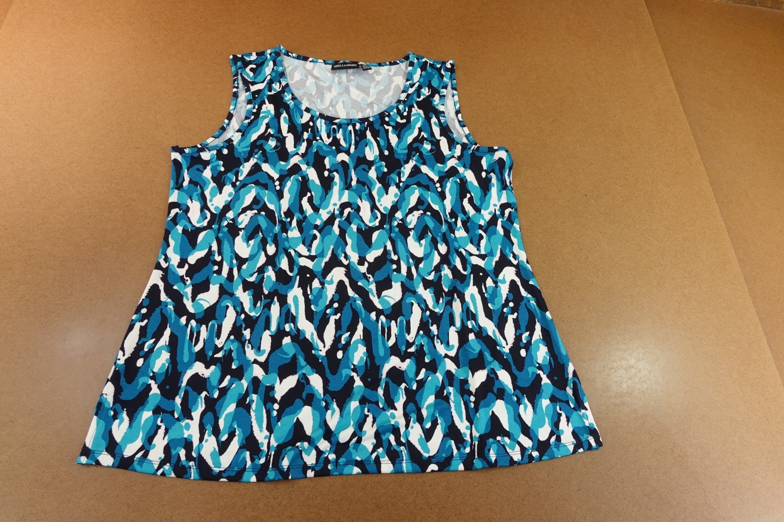 Nina Leonard Womens X-Large Blue Scoop Neck Comfort Outdoor Tank Top NWT
