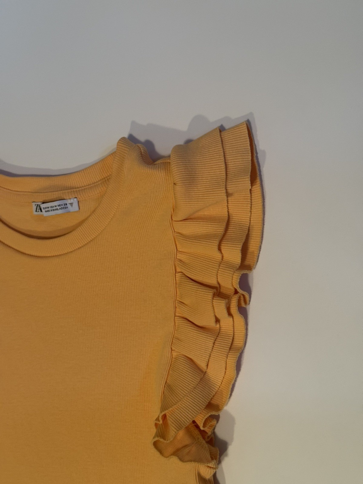 Zara Women’s Cap Sleeve Orange Top Size Medium 95 % Colton/5 % Elastane