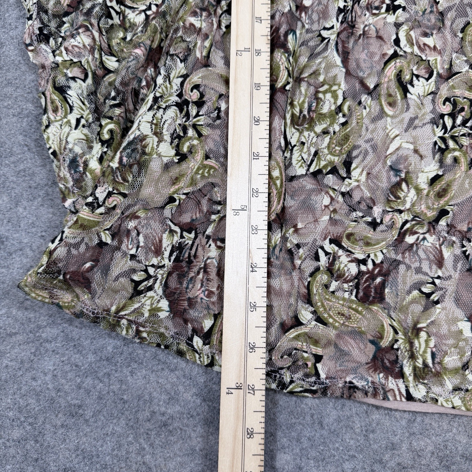 Dressbarn Casual Paisley Top Pullover Blouse Fits Women’s Size 14/16 Multicolors