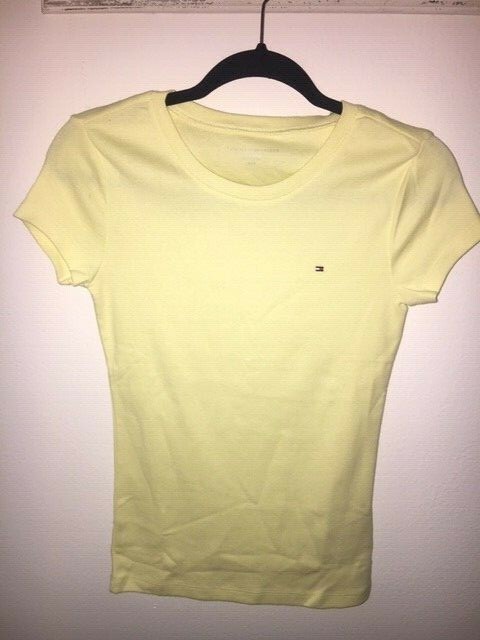TOMMY HILFIGER Crew or V neck t-shirt Flag Logo Stretchy Cotton women