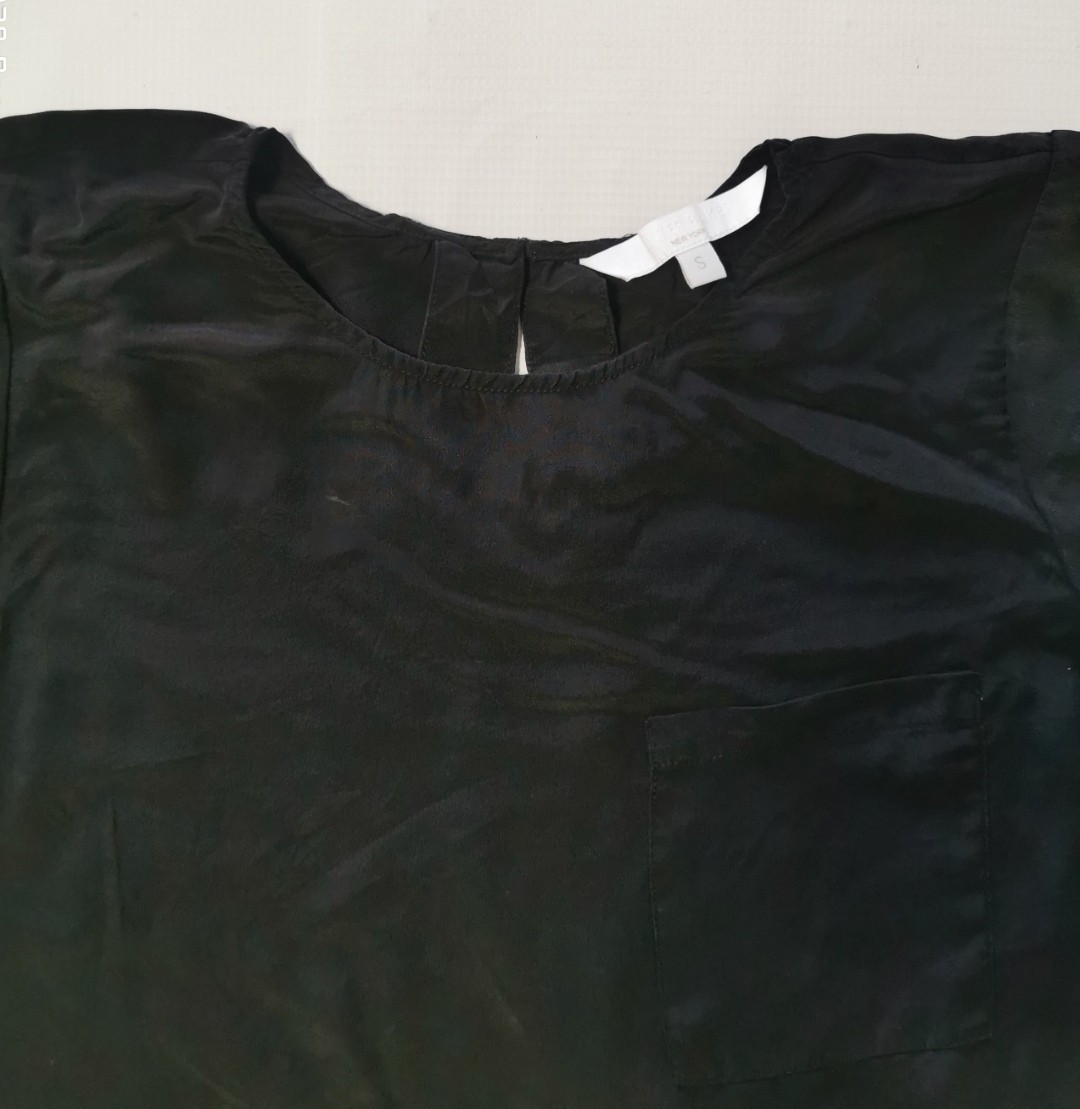 Walter Baker silk blouse Vtg blouse used in good condition 100% silk size: S