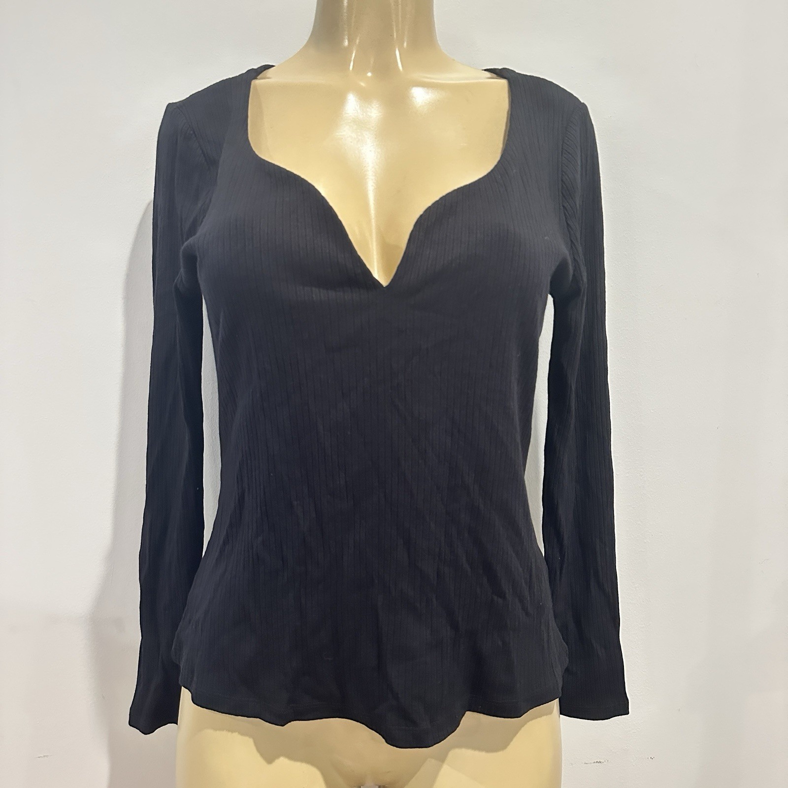 H&M Wide Ribbed Top Sz M Long Sleeves Black HM