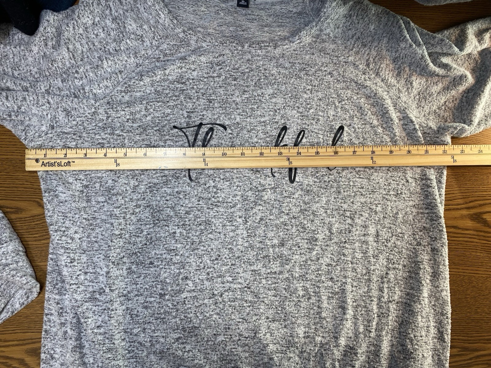 Buffalo Women’s Thankful Sweatshirt Size XL Super Soft Fall Thanksgiving Warm