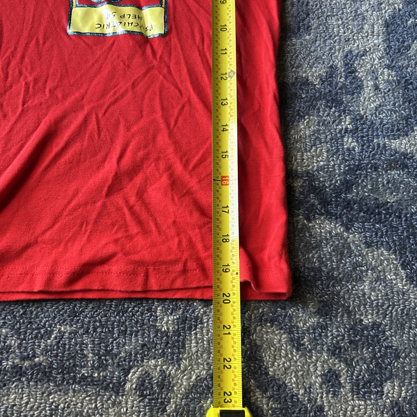 Vintage Peanuts Schulz By DOE Lucy T-shirt Woman’s S Red The Doctors Is In