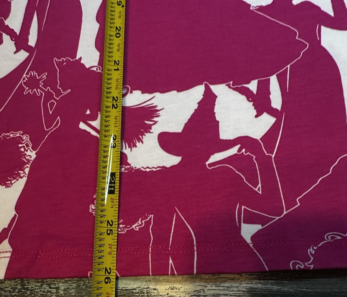 NEW Universal Studios Wicked Silhouettes Shirt Size Large-Pink White