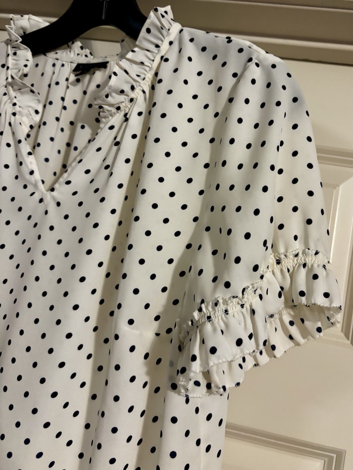 Talbots Coastal Preppy Old Money Quiet Luxury Polka Dot Silky Satin Size M