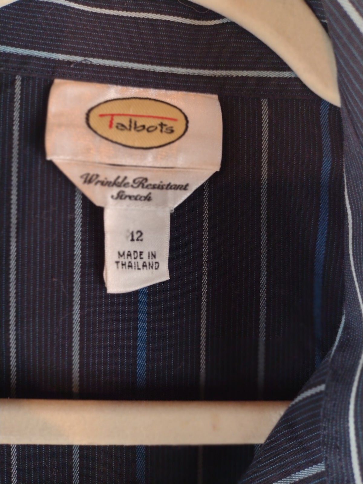 Talbots Wrinkle Resistant Stretch Long Sleeve Button Down Blouse  Size 12