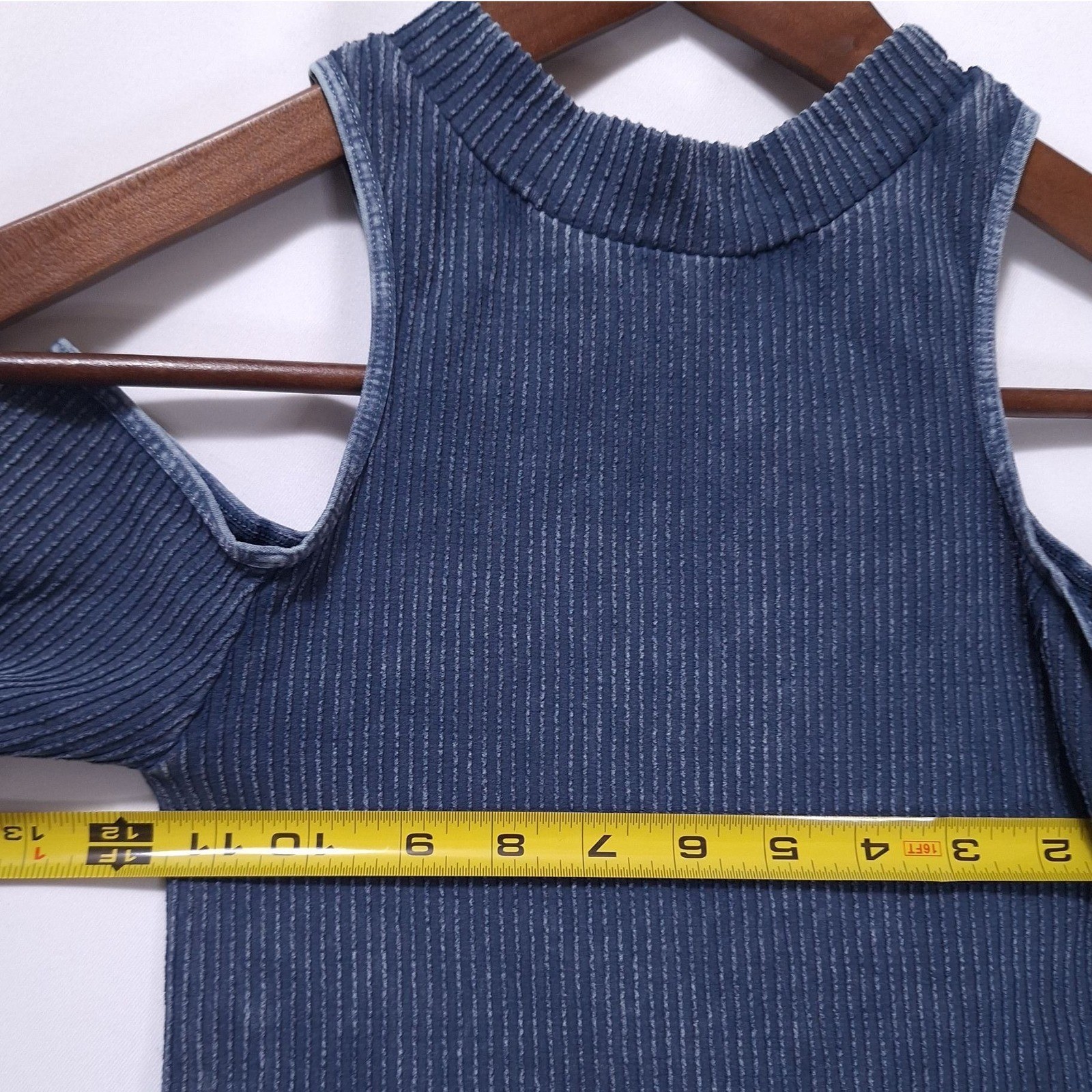 Free People Ribbed Cold Shoulder Top XS/S Distressed Look Acid Wash Stretch Blue