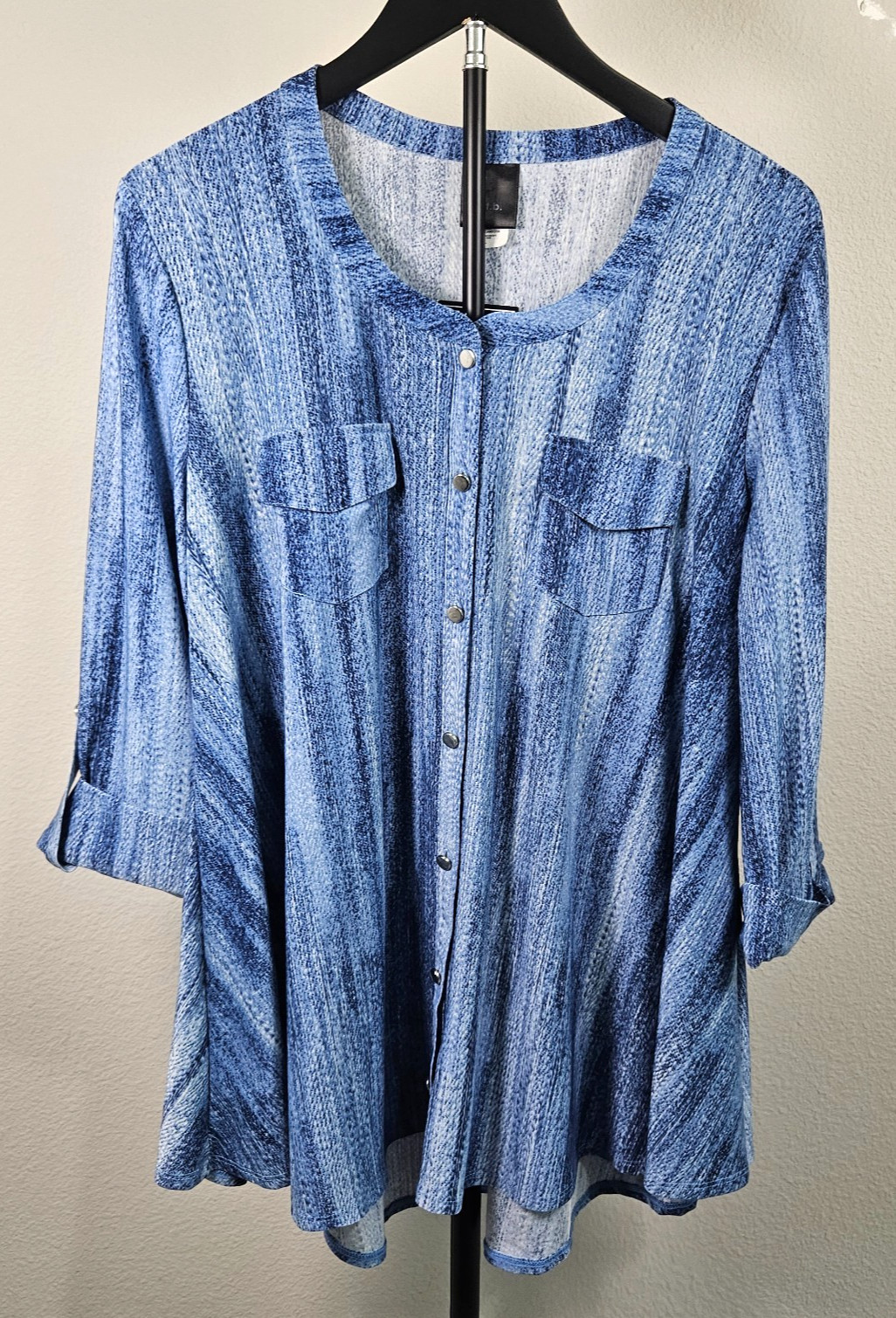JTB Womens Large Blue Denim Look Tunic Top Snap Front Roll Sleeve Stretch NWT