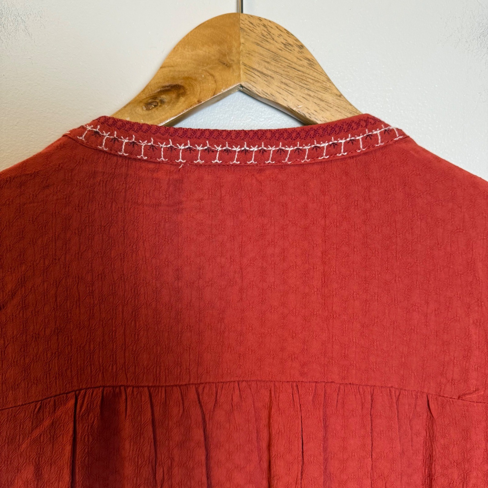 Nature by Westbound Boho Peasant Top M Embroidered Rayon Tunic Rustic Orange