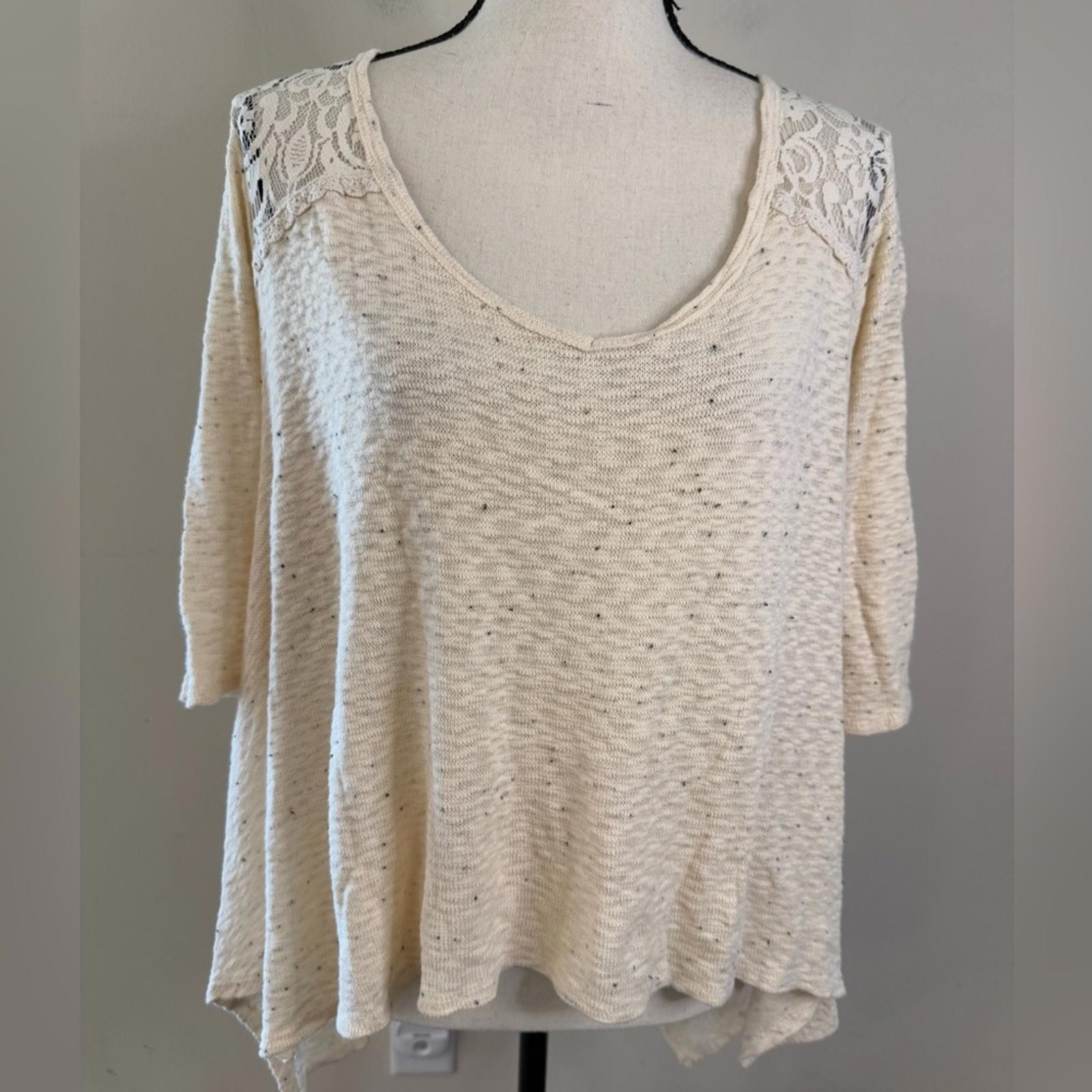 Everleigh boho Cream Lace Shoulder Heather Knit Top scoop neck crop sleeves XS