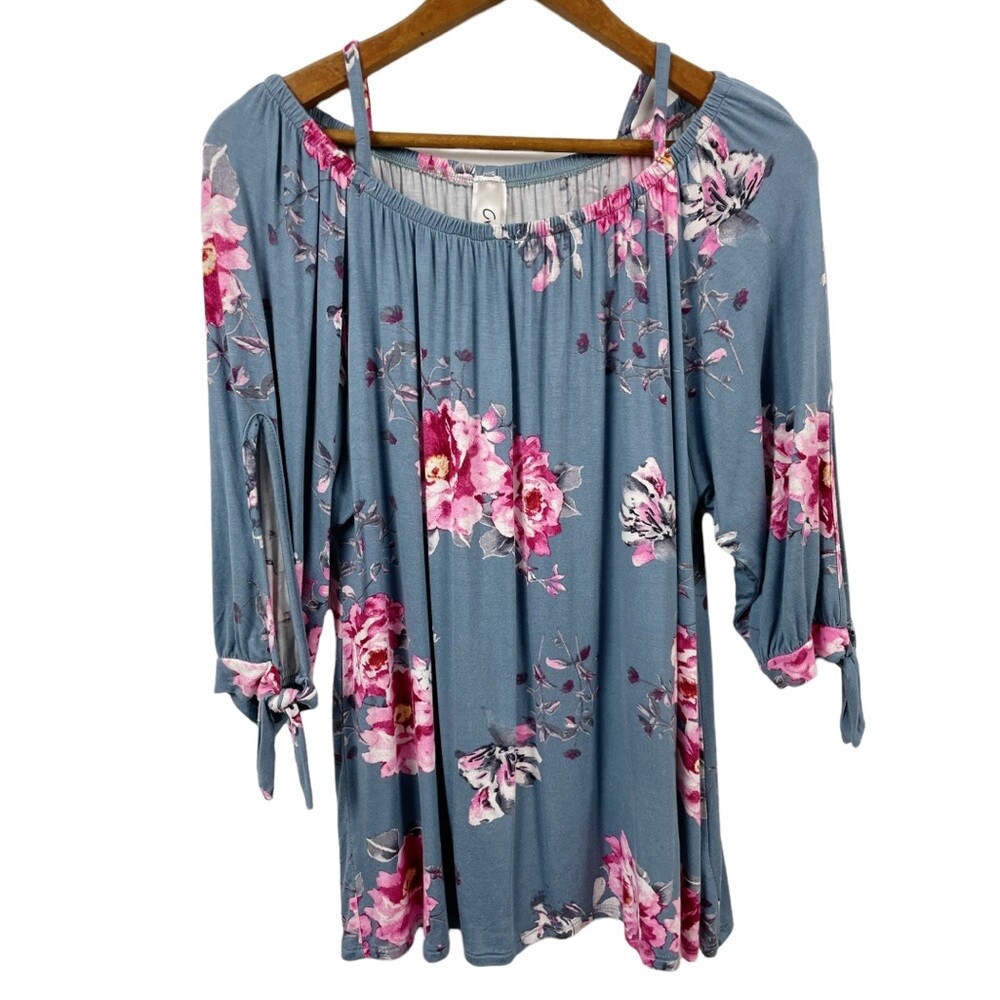 Crepas Floral cold shoulder blouse Women’s size medium Boho Cottagecore