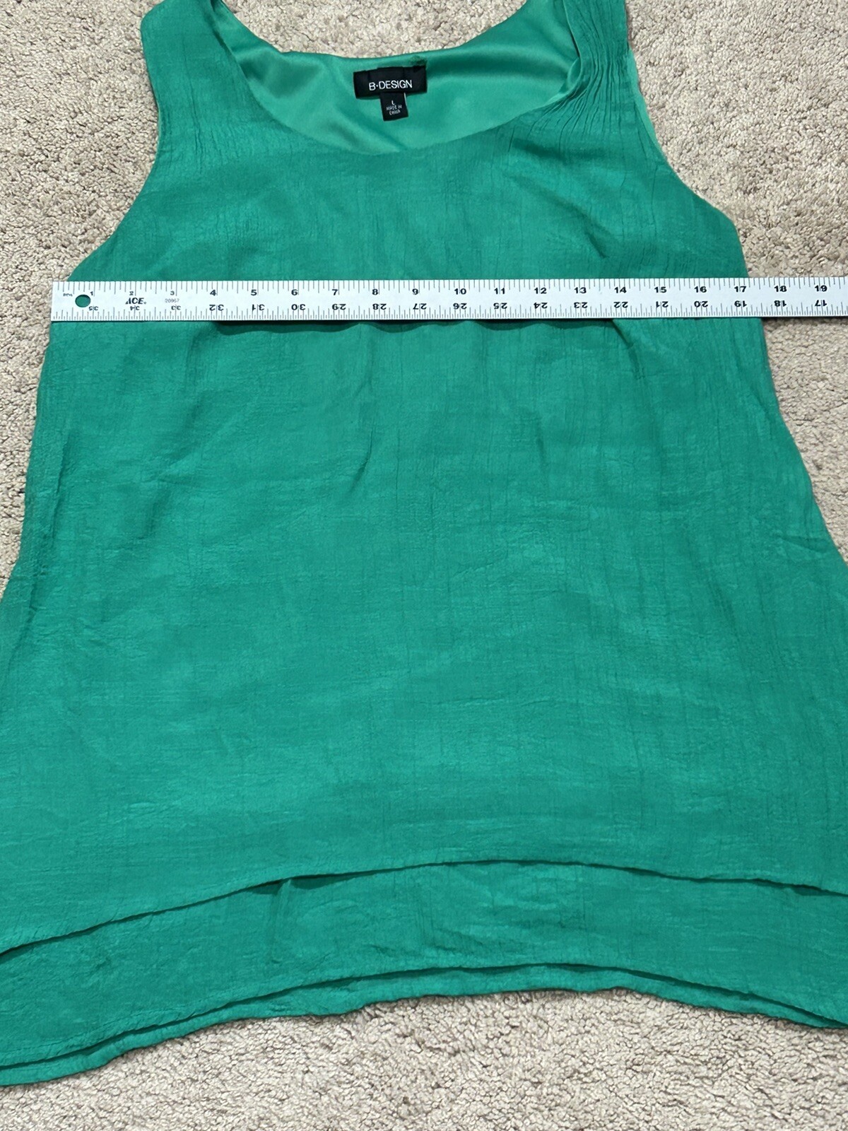 B Design Womens Shirt Size Large Green Lined Lightweight Flowy Classic