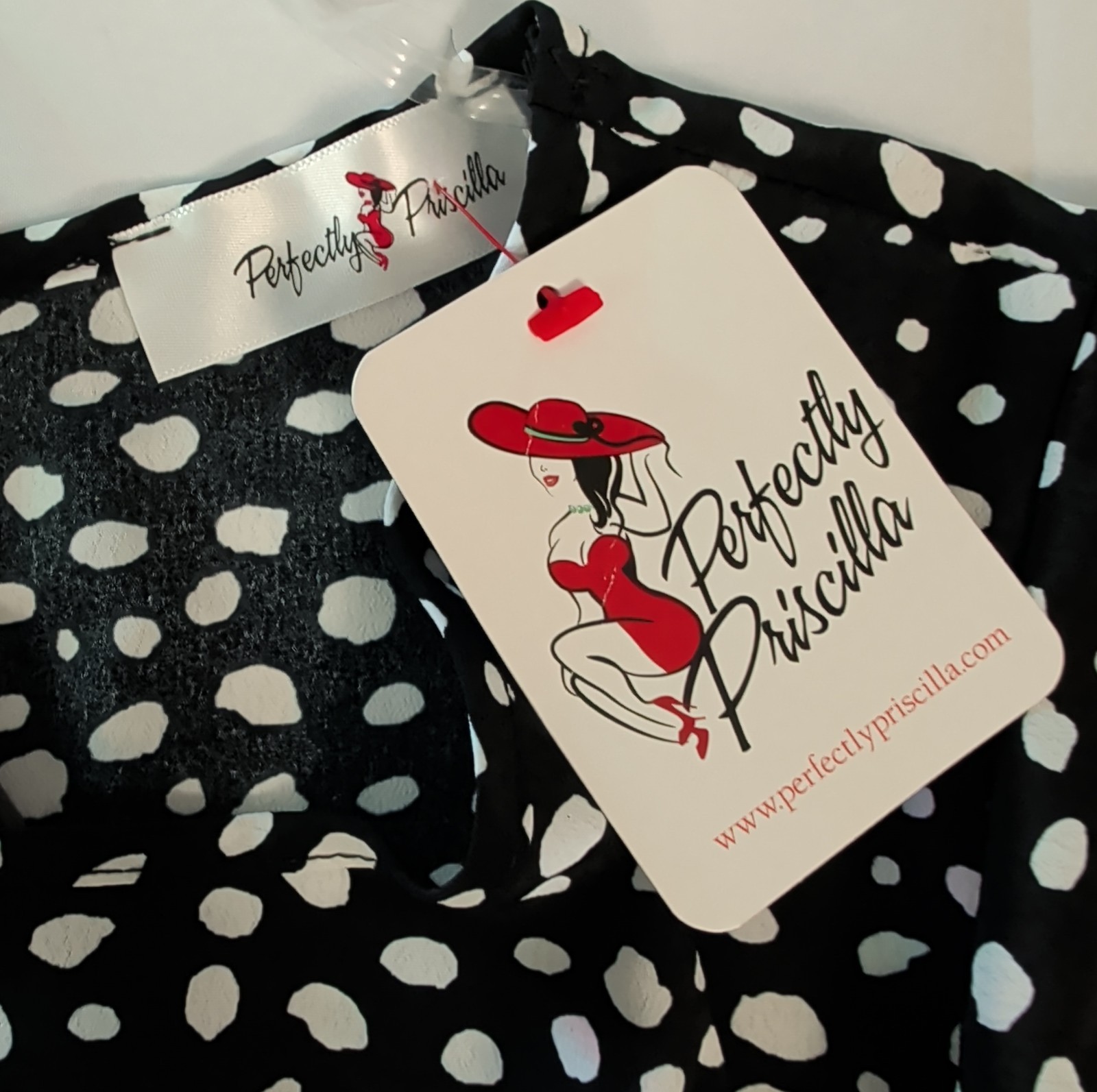 Perfectly Priscilla Black and White Dotted Babydoll Cap Sleeve Top Size S NWT!