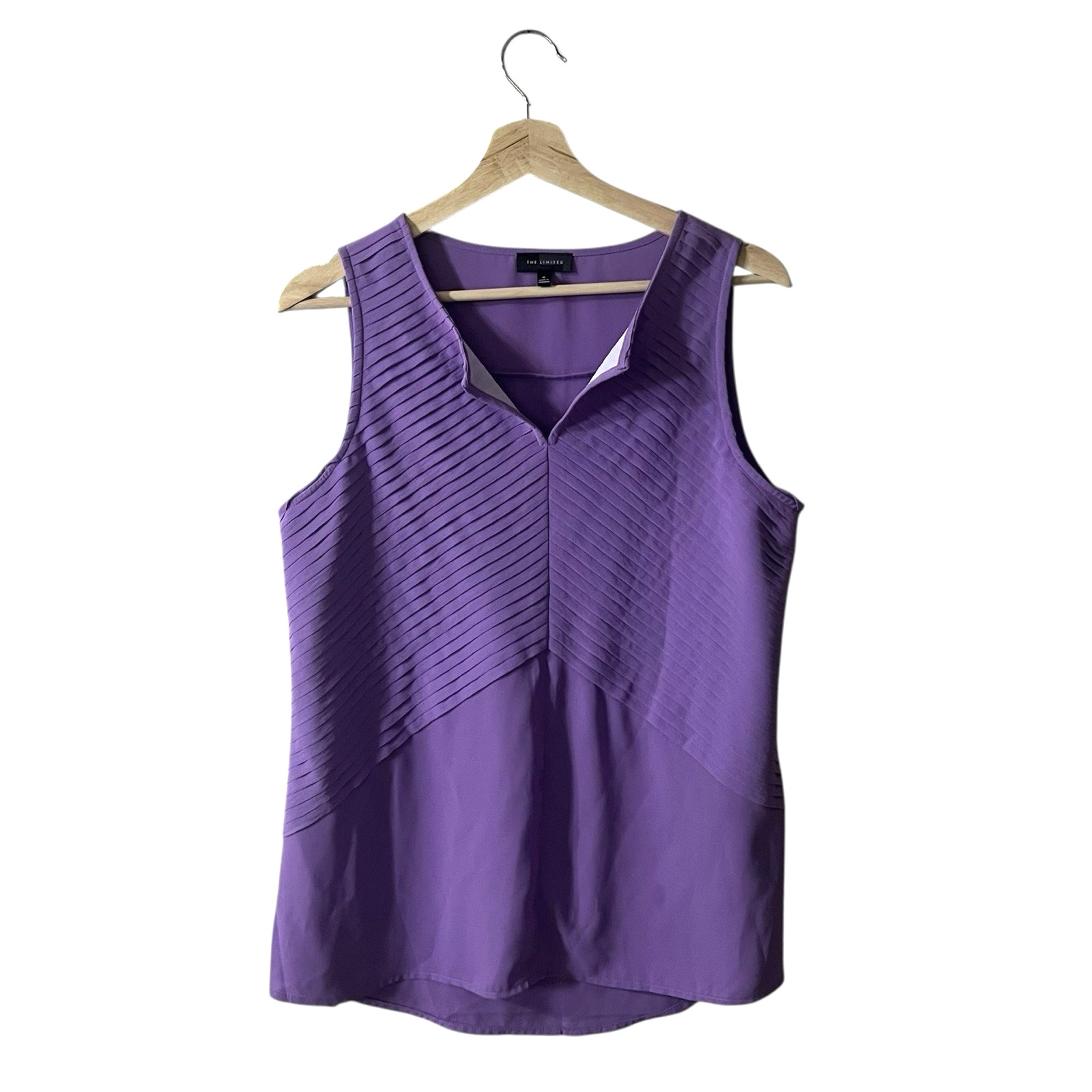 The Limited Sleeveless Blouse Size Medium Purple Ridged Chiffon Notch V Neckline