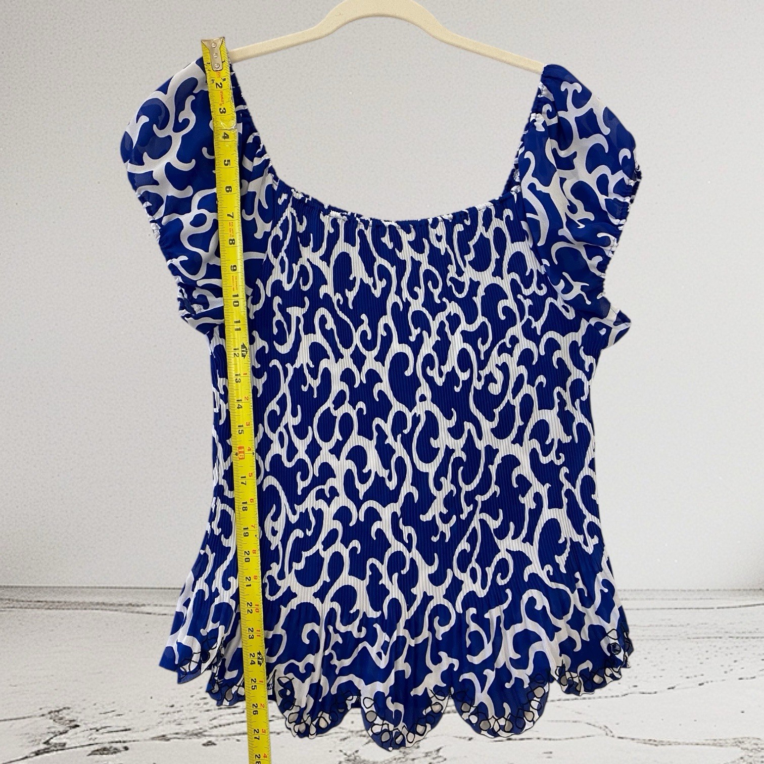 Womens Geo Print Pleated Embroidered Top Size Large Whimsy Artsy Summer Chic