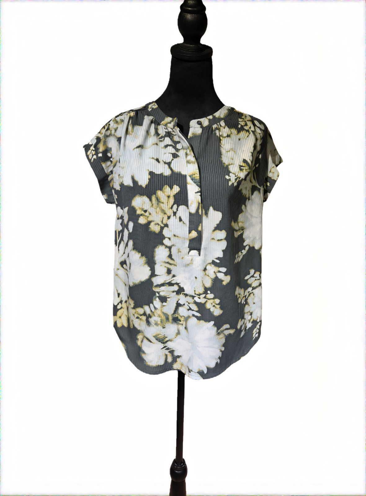 Simply Vera Vera Wang Charcoal Floral Cap-Sleeve Henley Top
