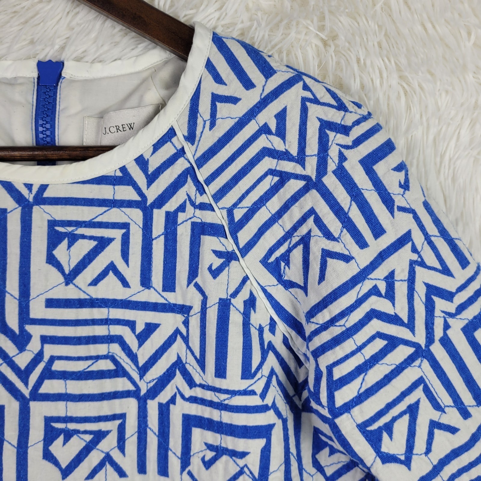 J.Crew Blue White Geometric Quilted Top 3/4 Sleeve Back Zip Womens 4