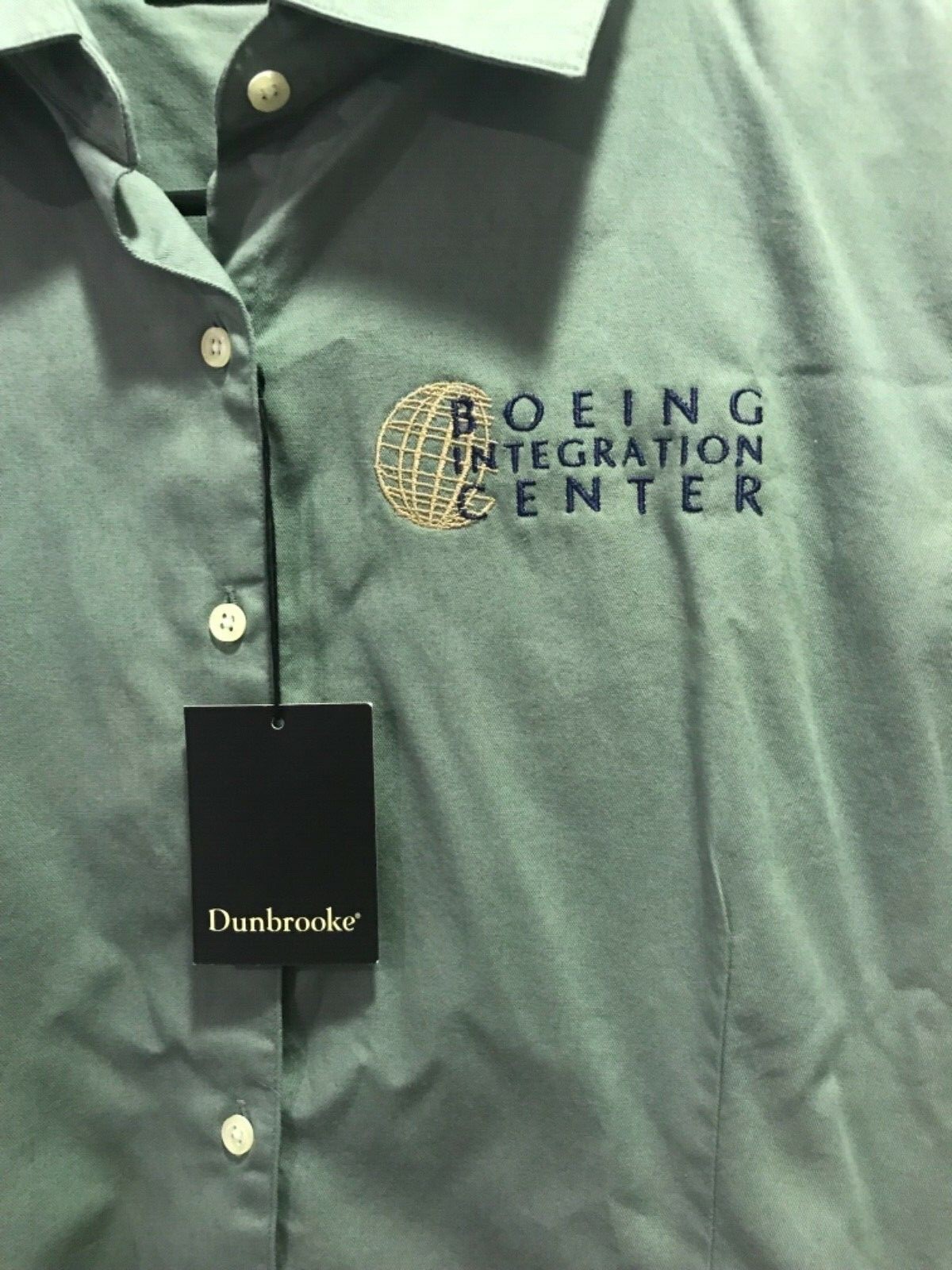 Boeing Aircraft integration Center Women’s button up Work Dress shirt Sz M