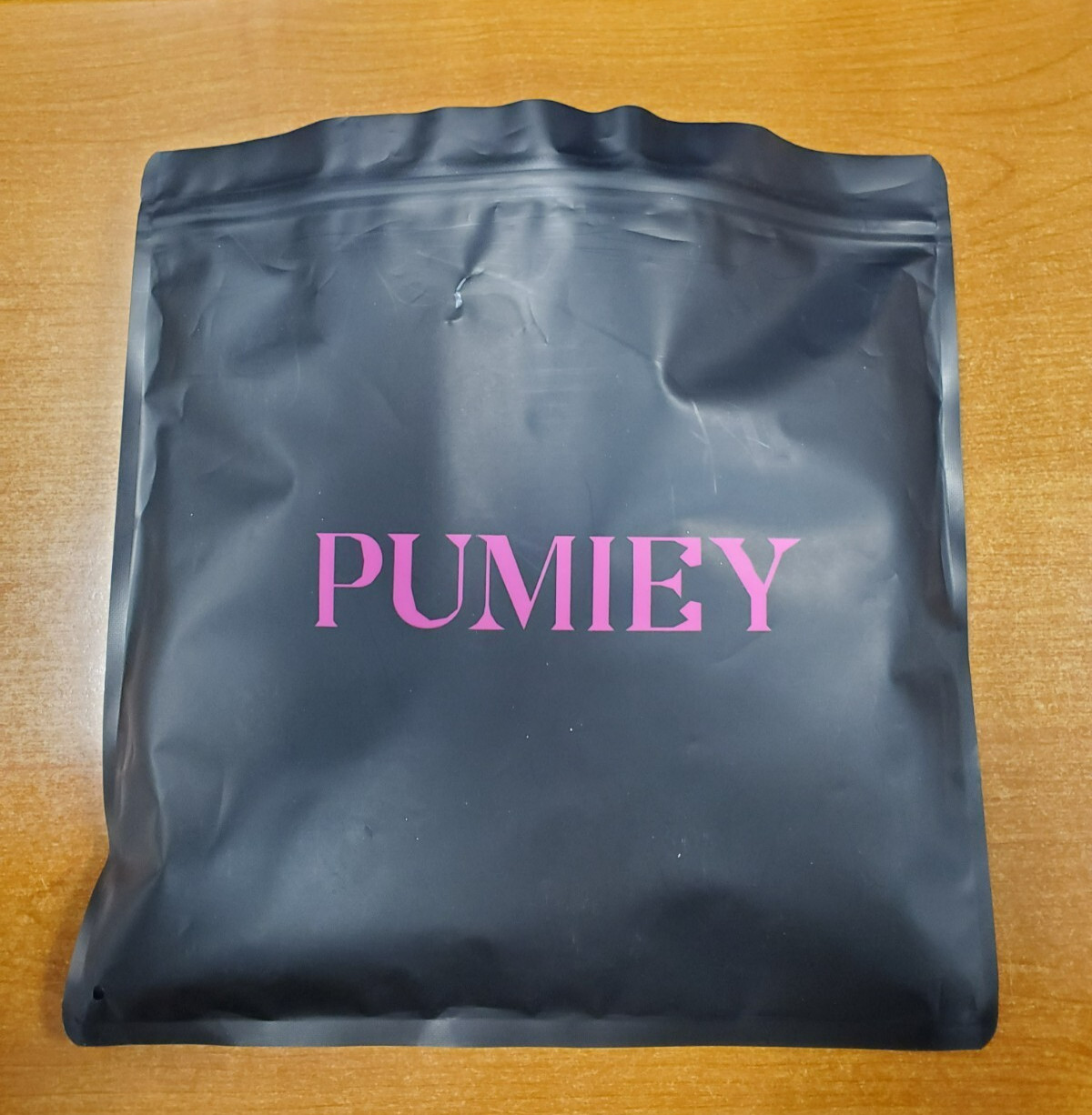 PUMIEY Women’s Crew Neck Short Sleeve Thong Bodysuit Black *MEDIUM* AE-3195
