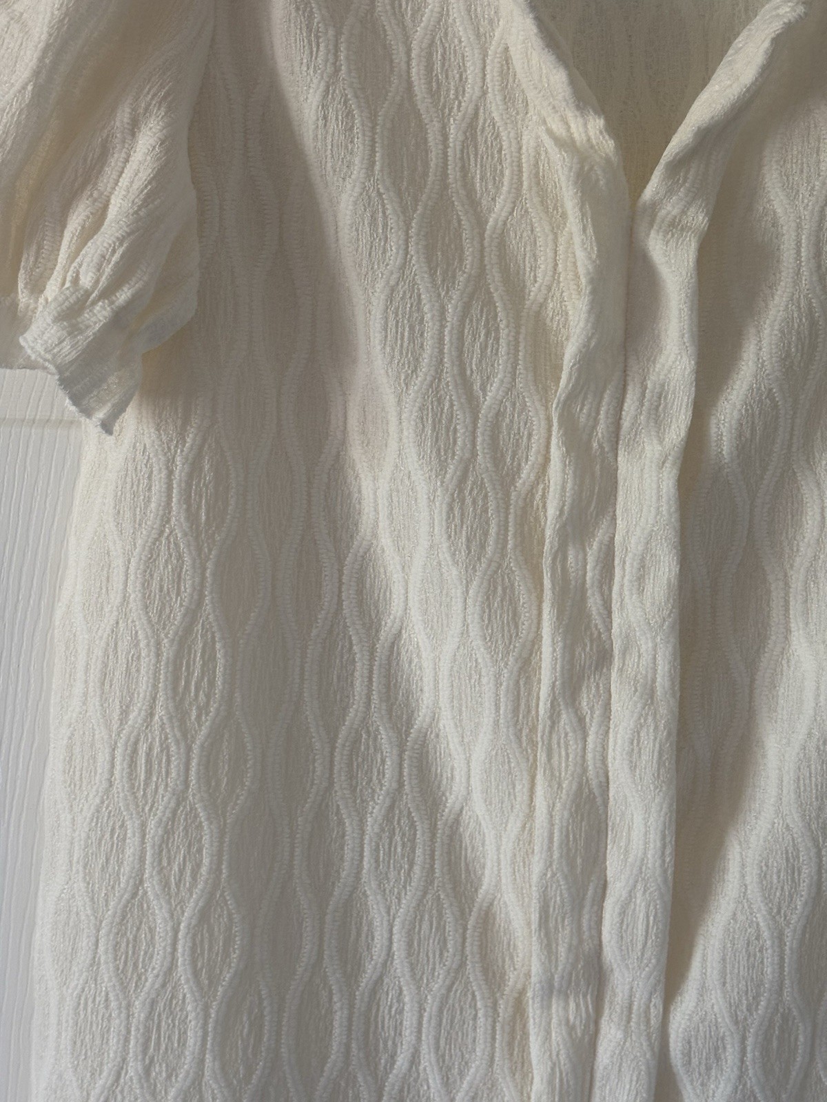 EVALESS Womens Medium Top Cute Puff Sleeve Blouse Front Placket Ivory Textured