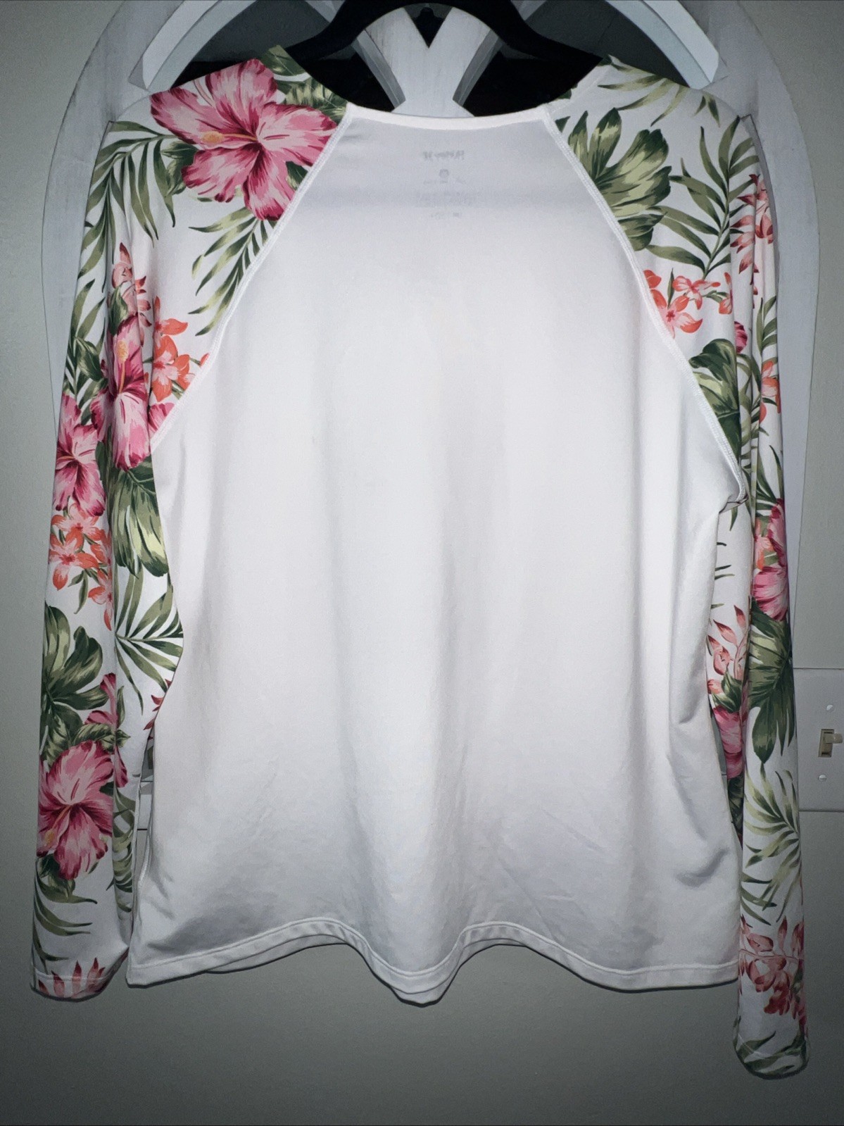 Hurley UPF 50+ LS T-shirt Women’s TROPICAL Foliage Kayak-Garden-Yoga SZ/XL