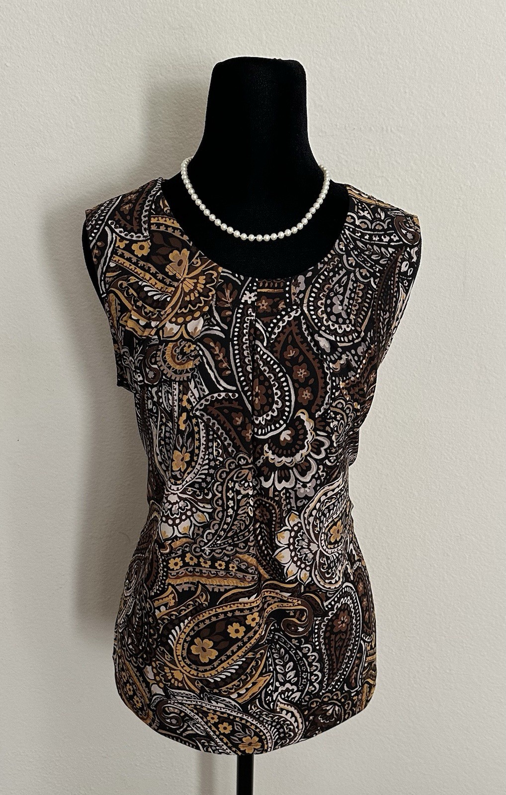 Black Label by Evan-Picone Paisley Print Sleeveless Blouse Size M Brown Gold