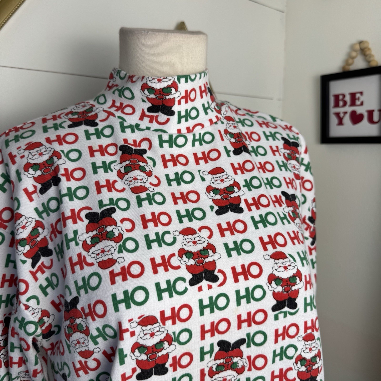 Women’s Vintage Style Christmas Ho Ho Ho Santa Claus Turtleneck Shirt Large