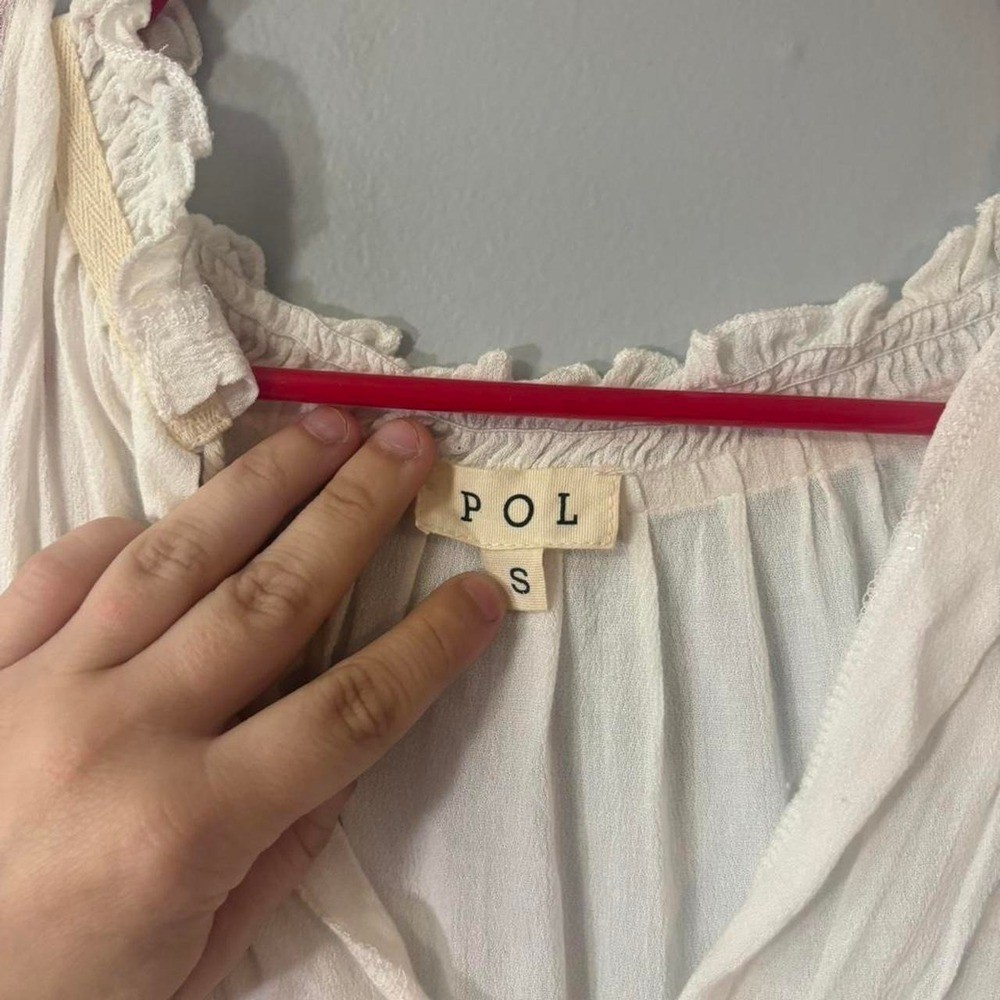 POL white lace blouse