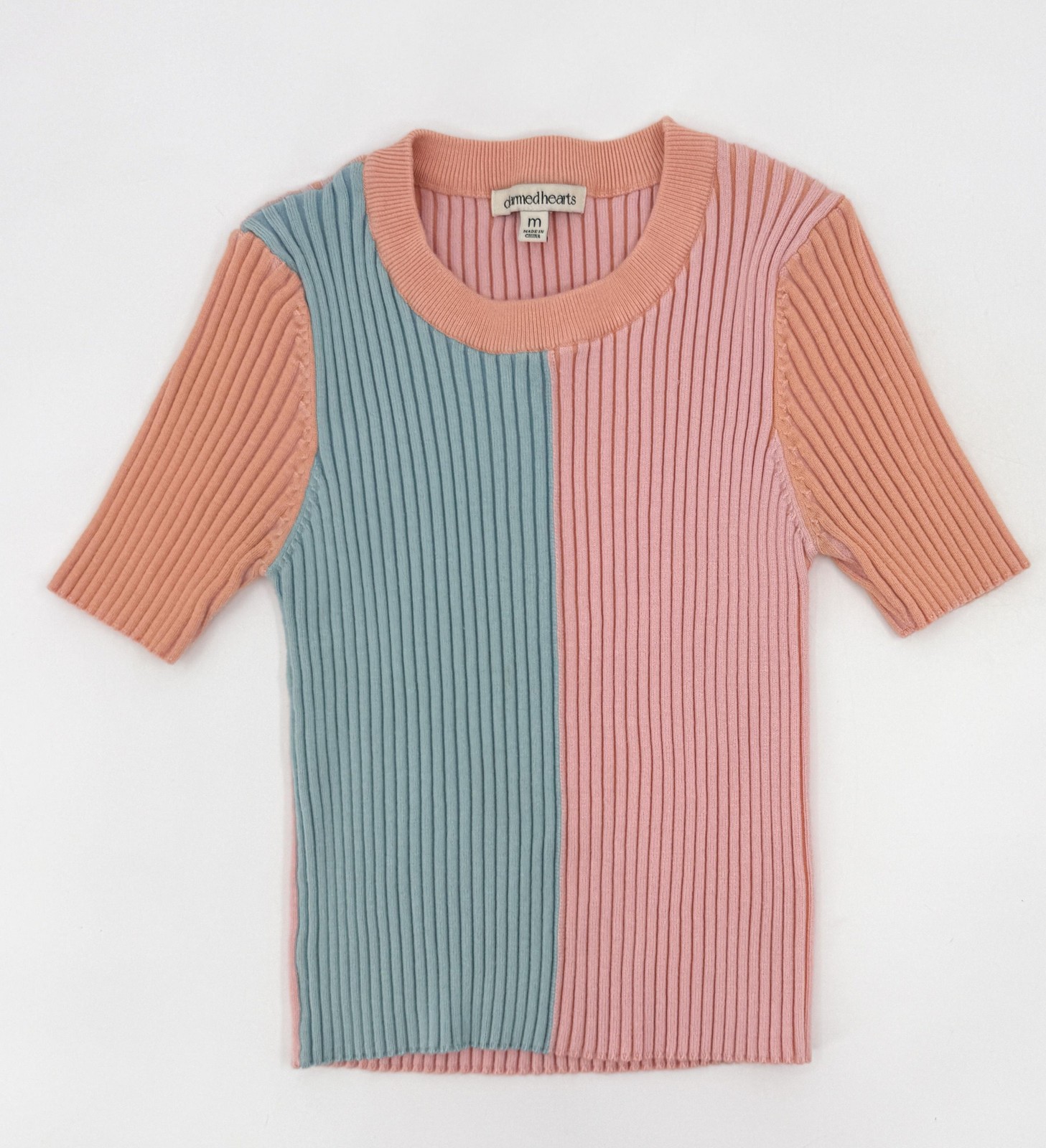 Charmed Hearts Shirt Womens Medium Pink Blue Colorblock Ribbed Knit Short Sleeve